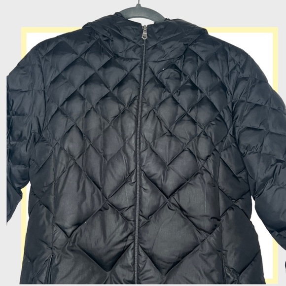 Guess‎ Down Filled Black Puffer Jacket - Picture 2 of 6